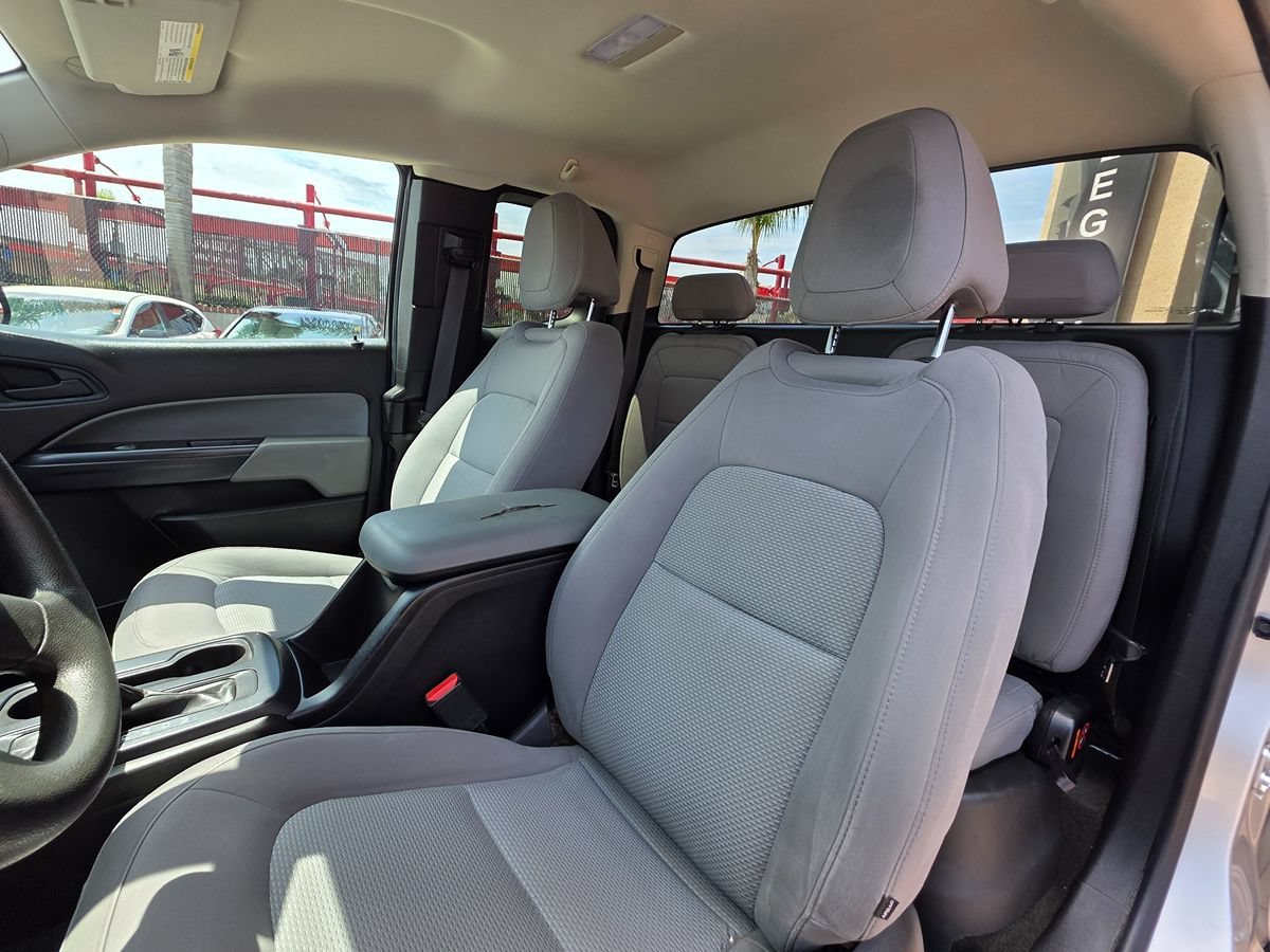 Used 2015 Chevrolet Colorado W/T w/ WT Convenience Package RWD image 24