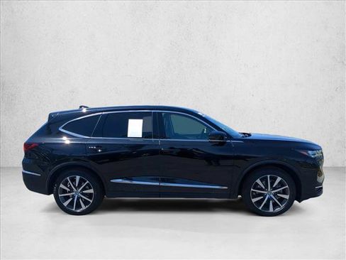 Certified 2025 Acura MDX w/ Technology Package FWD image 4
