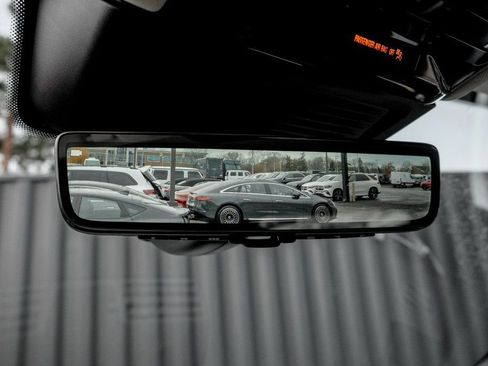 New 2025 Land Rover Range Rover SE image 15