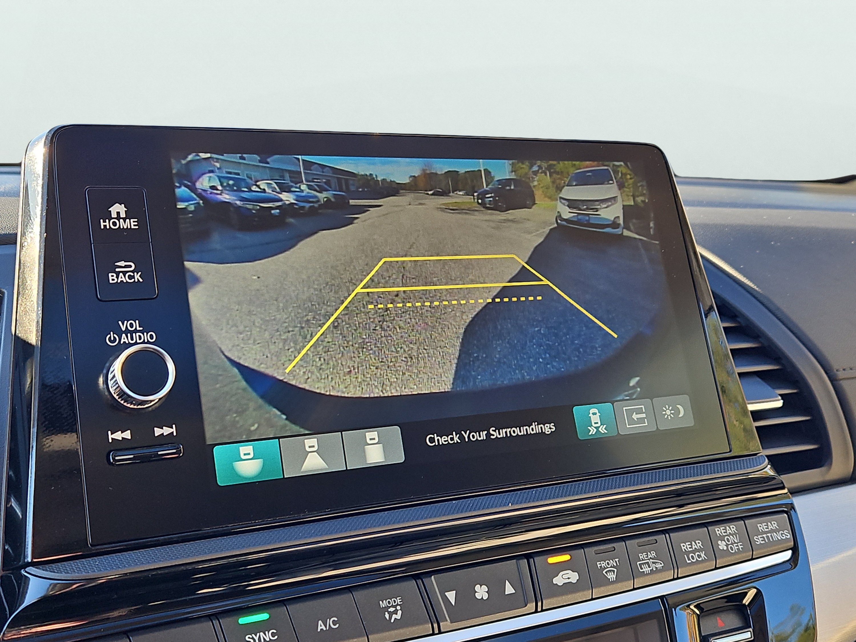 New 2027 Honda Odyssey Touring image 8