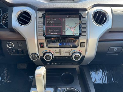 Used 2020 Toyota Tundra Limited AWD/4WD image 15