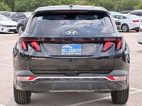 Used 2023 Hyundai Tucson SE FWD image 5