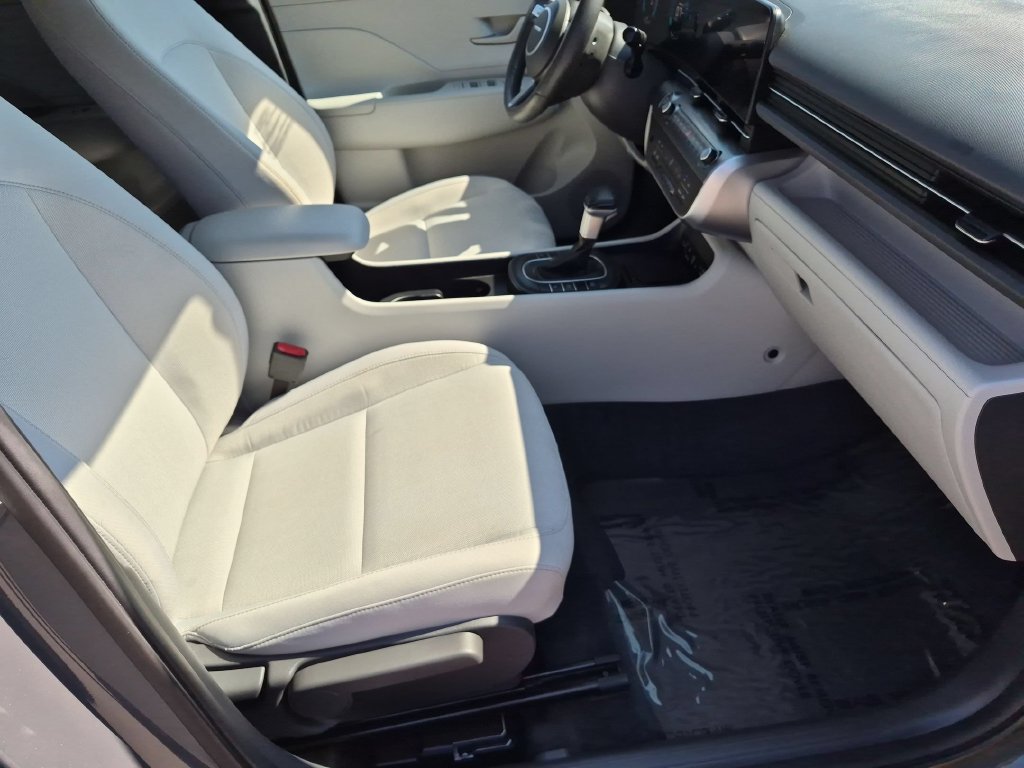 Used 2026 Hyundai Kona SEL Sport FWD image 29