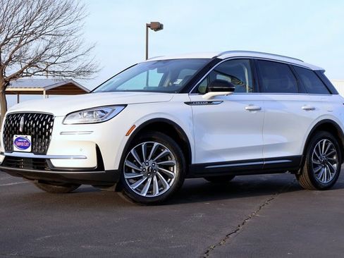 Used 2024 Lincoln Corsair Reserve w/ Equipment Group 201A image 16