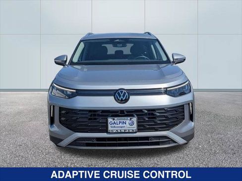 Used 2026 Volkswagen Tiguan S FWD image 9