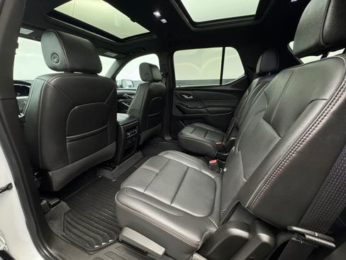 Used 2023 Chevrolet Traverse RS AWD/4WD image 54