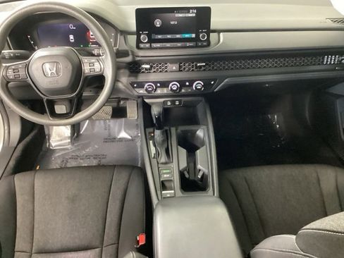 Used 2024 Honda Accord EX image 11