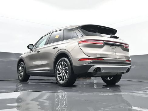 Used 2021 Lincoln Corsair AWD w/ Equipment Group 101A image 29
