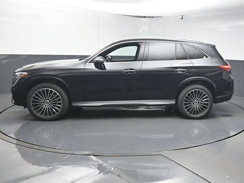 Used 2026 Mercedes-Benz GLC 300 image 5
