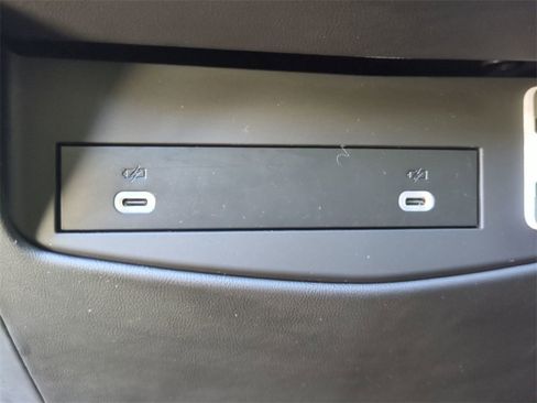 Used 2024 Cadillac Escalade Sport image 18