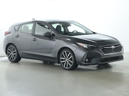 Certified 2024 Subaru Impreza 2.0i Sport AWD/4WD image 9