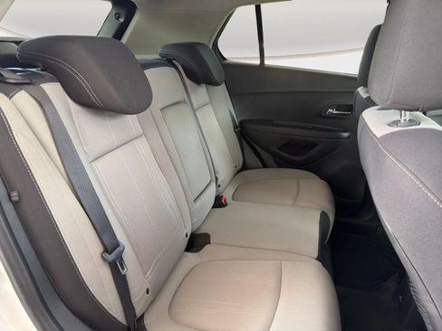 Used 2016 Chevrolet Trax LT w/ LPO, Protection Package FWD image 19