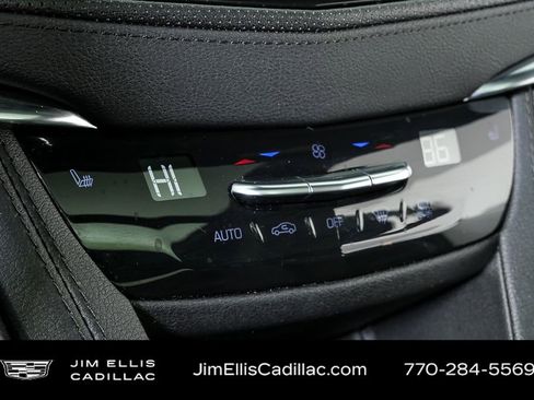 Used 2023 Cadillac XT5 Premium Luxury w/ Technology Package image 18