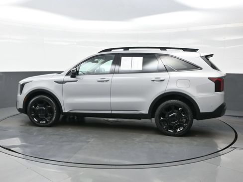 Used 2025 Kia Sorento SX AWD/4WD image 4