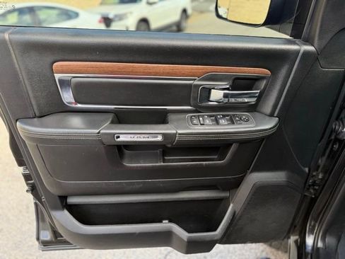 Used 2018 RAM 2500 Laramie w/ Sport Appearance Group image 17