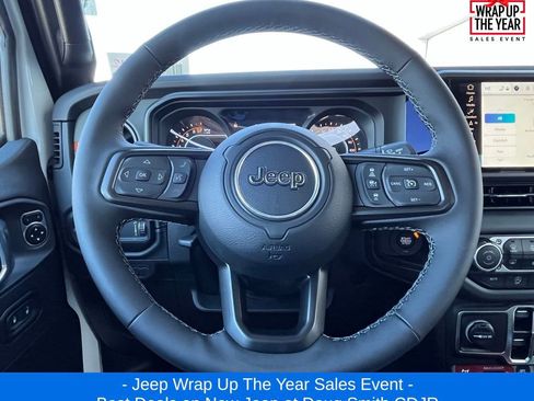 New 2025 Jeep Gladiator Mojave image 11