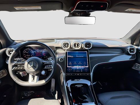 Used 2025 Mercedes-Benz GLC 43 AMG 4MATIC image 17