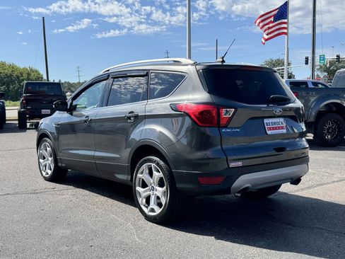 Used 2019 Ford Escape Titanium FWD image 5