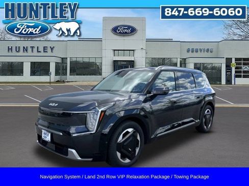Used 2024 Kia EV9 Land AWD/4WD image 1