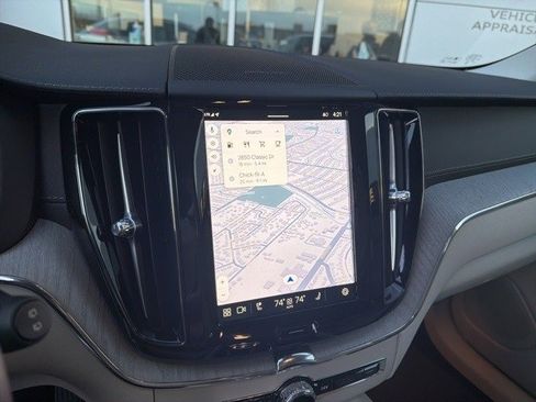 Certified 2025 Volvo XC60 B5 Ultra w/ Protection Package Premier image 6