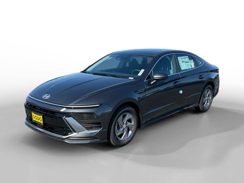 New 2026 Hyundai Sonata SE image 1