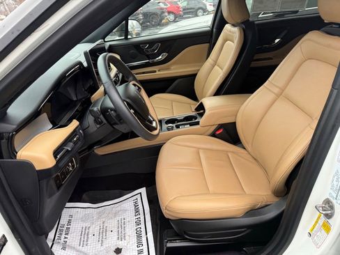 Used 2023 Lincoln Corsair Reserve image 19