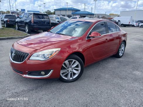 Used 2015 Buick Regal FWD image 2