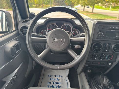 Used 2010 Jeep Wrangler Unlimited Sport image 21