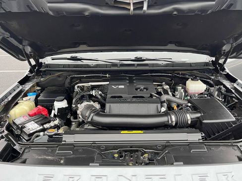 Used 2023 Nissan Frontier SV w/ SV Convenience Package image 26