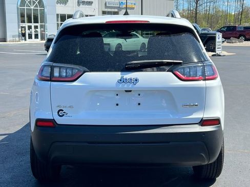 Used 2021 Jeep Cherokee Latitude Plus AWD/4WD image 42