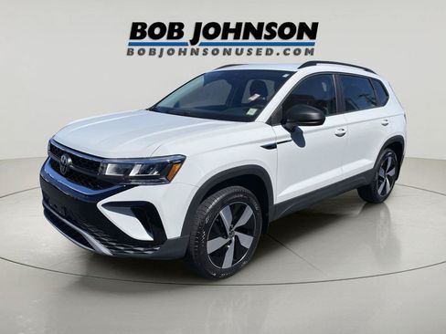 Used 2024 Volkswagen Taos S w/ Taos Adventure Package AWD/4WD image 7