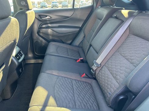 Certified 2018 Chevrolet Equinox LT image 33