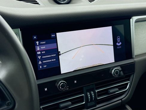 Certified 2023 Porsche Macan Turbo image 20