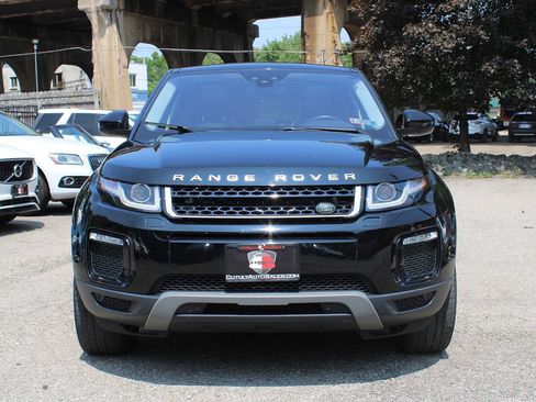 Used 2018 Land Rover Range Rover Evoque SE Premium AWD/4WD image 2