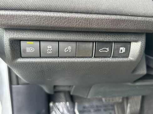 Certified 2025 Toyota Camry LE image 35