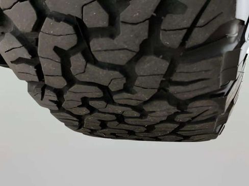 Used 2017 Jeep Wrangler Unlimited Sport w/ Connectivity Group AWD/4WD image 93