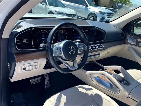 Used 2023 Mercedes-Benz GLS 450 4MATIC w/ AMG Line Exterior image 18