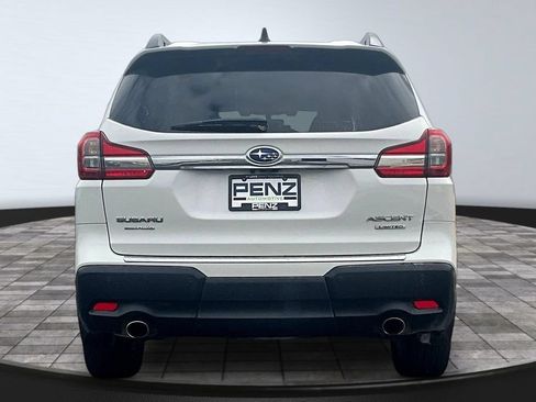 Used 2022 Subaru Ascent Limited w/ Technology Package AWD/4WD image 5