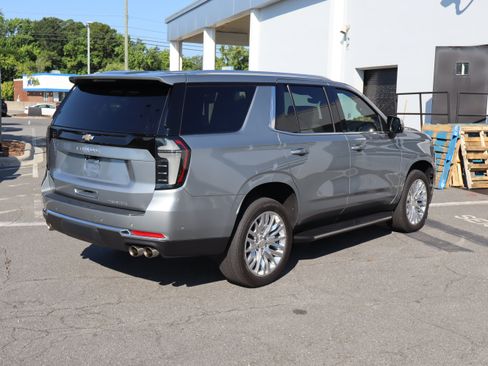 Used 2025 Chevrolet Tahoe Premier AWD/4WD image 10