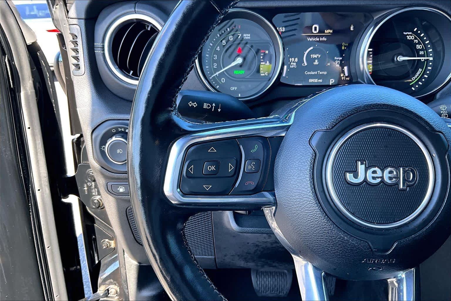 Used 2023 Jeep Wrangler Unlimited Sahara w/ Cold Weather Group AWD/4WD image 22