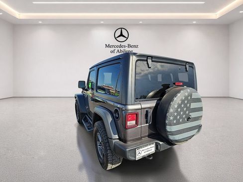 Used 2025 Jeep Wrangler Sport AWD/4WD image 5