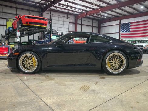 Used 2025 Porsche 911 GTS image 4