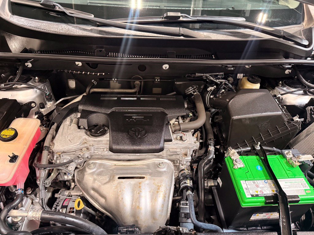 Used 2016 Toyota RAV4 LE FWD image 11