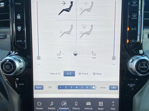 New 2025 RAM 2500 Big Horn image 22