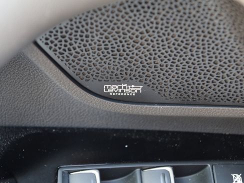 Used 2022 Lexus LX 600 4WD w/ Appearance Package image 15