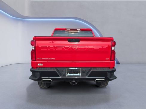 Used 2019 Chevrolet Silverado 1500 LT Trail Boss AWD/4WD image 4