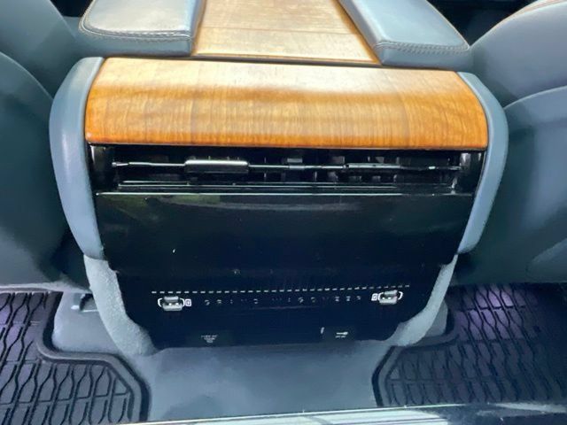 Used 2022 Jeep Grand Wagoneer Series II w/ Convenience Group III AWD/4WD image 23