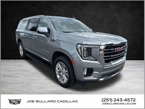Used 2023 GMC Yukon XL SLT w/ SLT Premium Package image 1