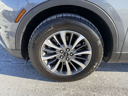 Certified 2023 Lincoln Nautilus Standard w/ Premium Package image 30