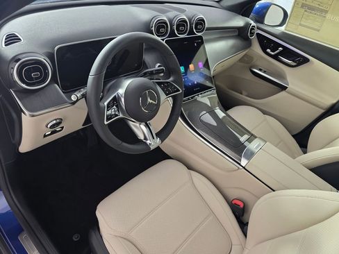 New 2026 Mercedes-Benz GLC 300 image 7